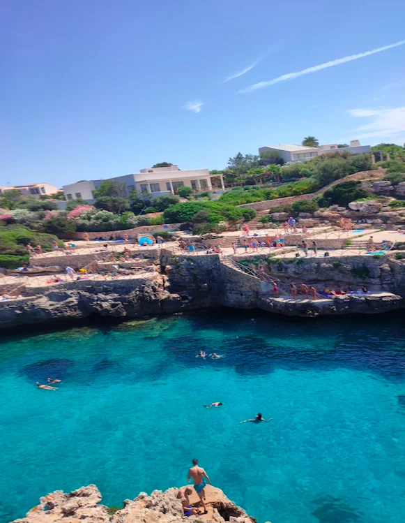 Cala en Brut, especial para Saltos al Oeste de Menorca