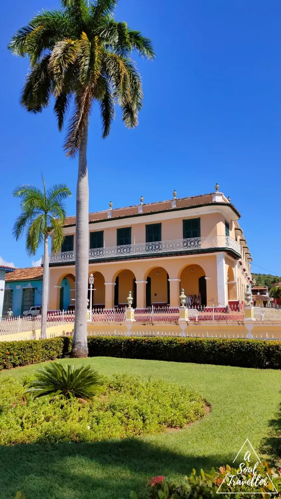 Palacio Brunet o museo romántico de trinidad