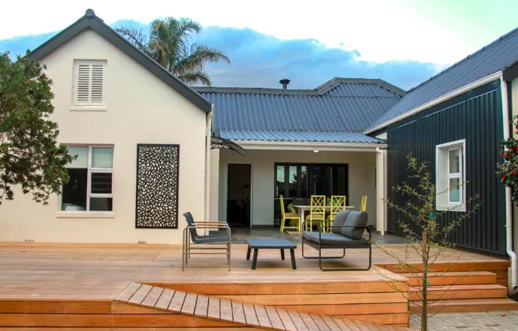 Terraza exterior de la casa Hermanus Champagne Accommodation