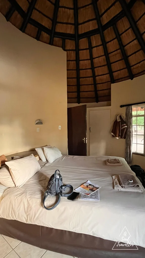 Interior de bungalow en Satara