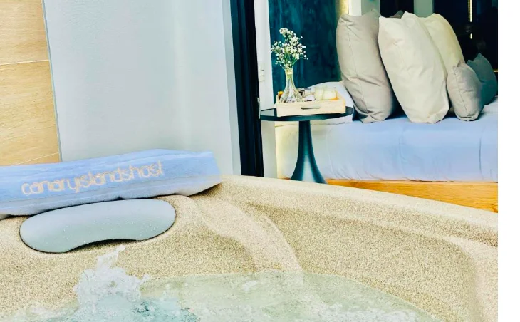 Canaryislandshost l The Secret Suites Alojamiento en Lanzarote