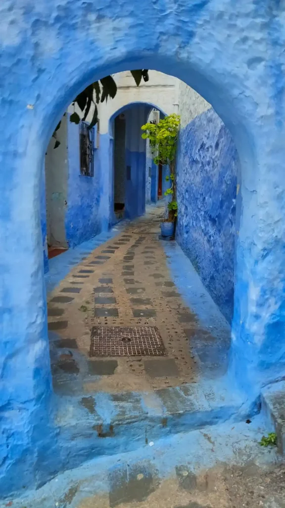 Callejón azul con encanto de Chaouen