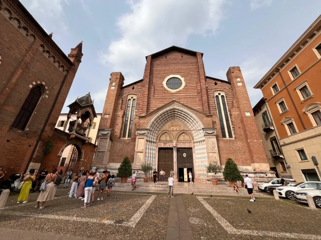 Iglesia de Santa Anastasia, Verona