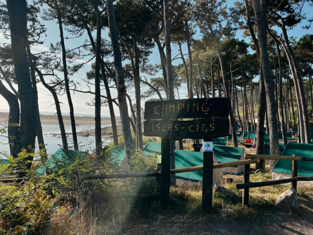 Guia para visitar las islas Cies: donde dormir camping