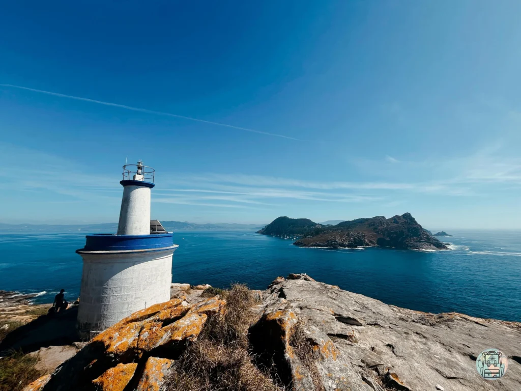 Guia para visitar las islas Cies: faro da porta
