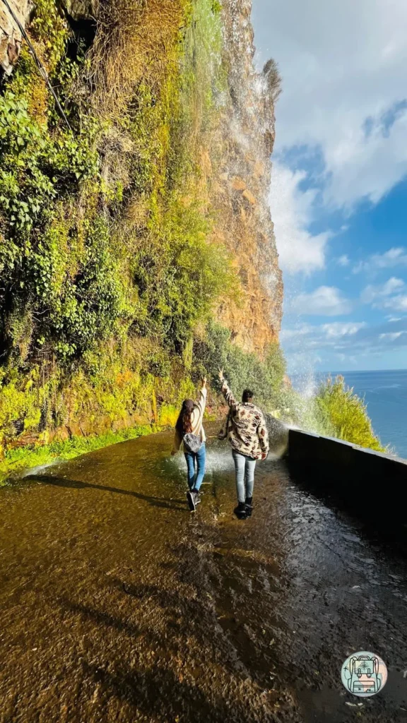 Cascata dos Anjos, un imprescindible de madeira