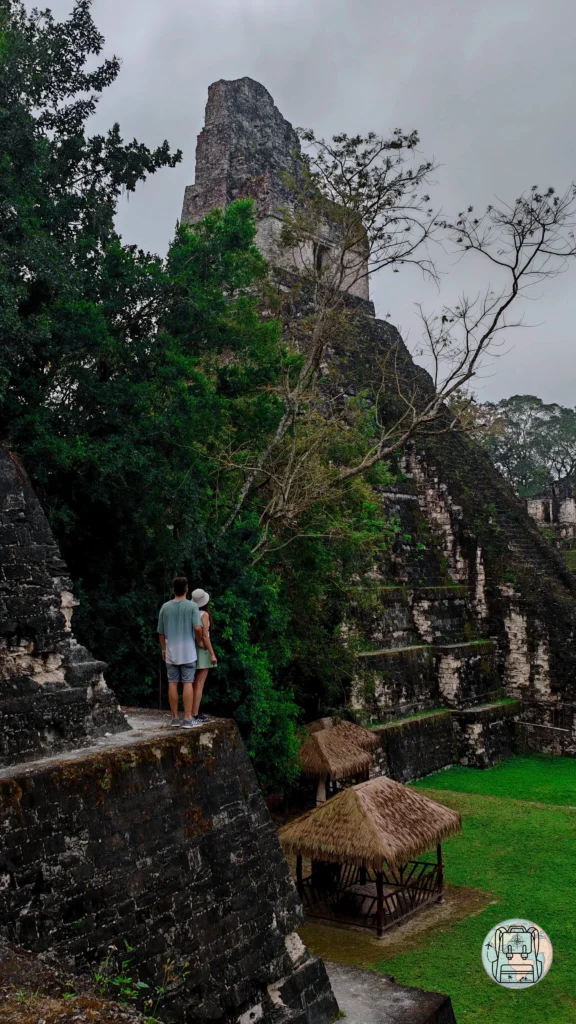Como visitar Tikal, donde alojarse para visitar Tikal. Guatemala