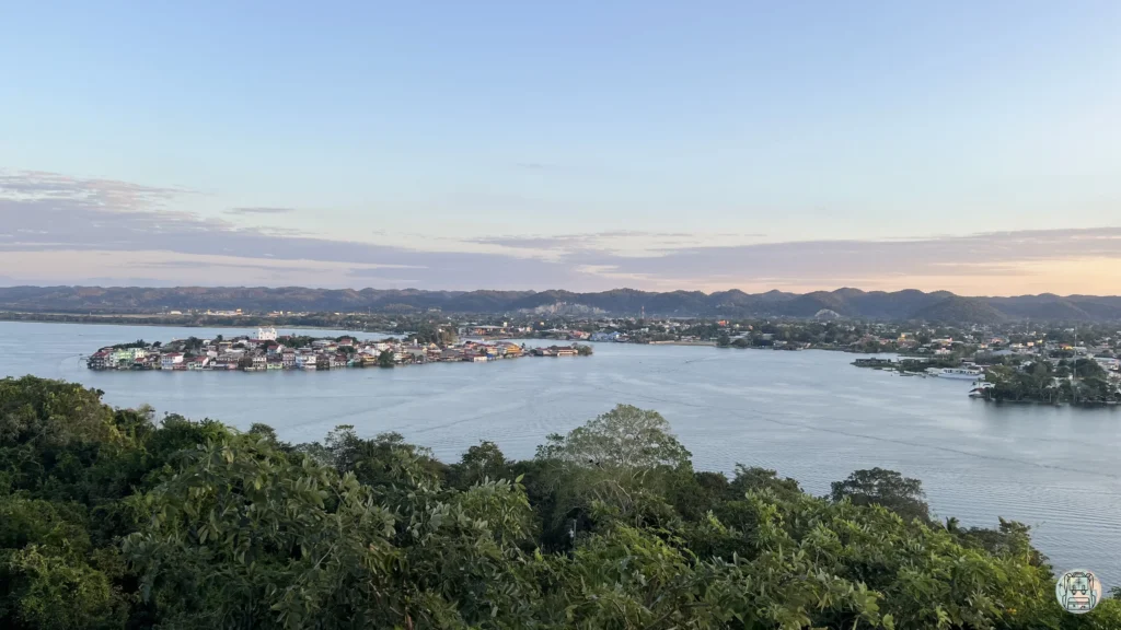 Isla de Flores, Guatemala