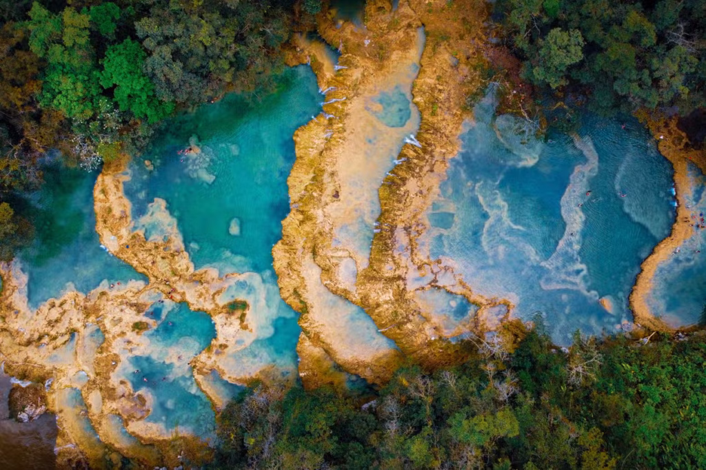 Vista aérea de las pozas de Guatemala