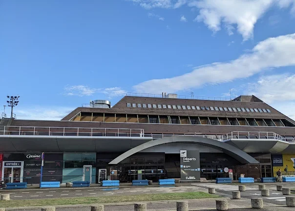 Otro de los aeropuertos para ir a Alsacia, entrada al Estrasburgo-Entzheim