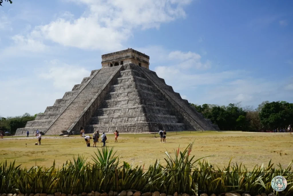 pirámide de Kukulcán en Chichén Itzá, México.